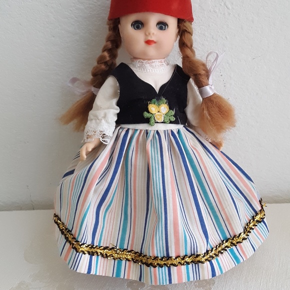 Vintage Symbol of Quality Doll 7013 Ginny Style - Picture 4 of 7